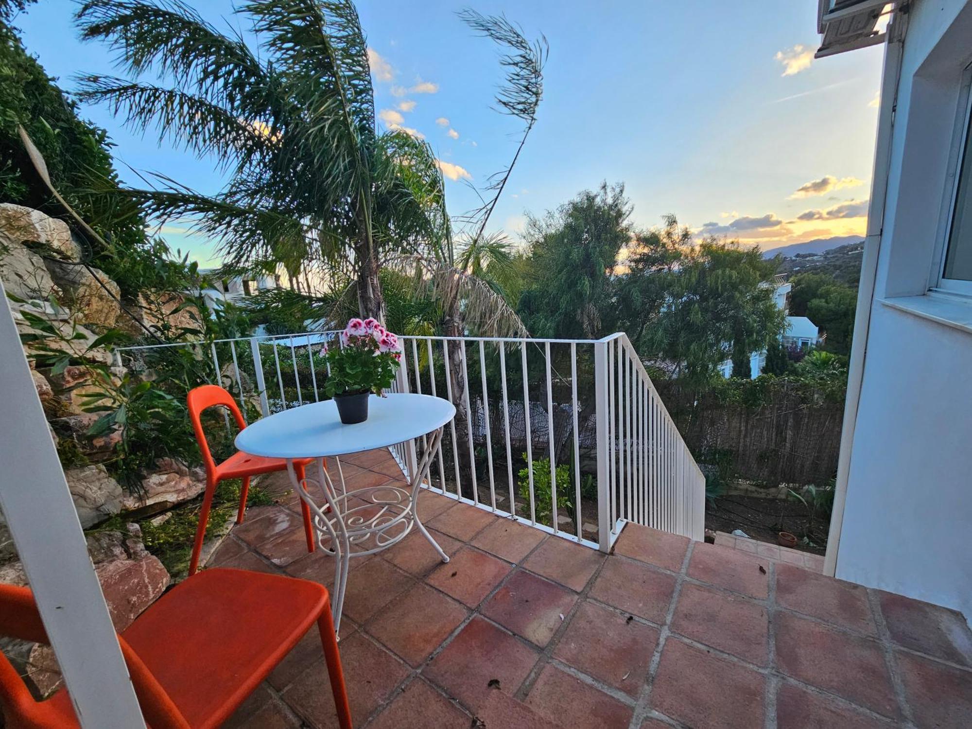 Buenavista - 5 Minute Drive To The - Stunning Sunset Apartment